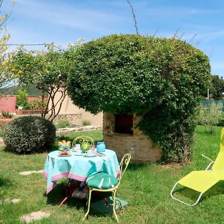 Prázdninový dům Ferienhaus Mit Pool 100s *